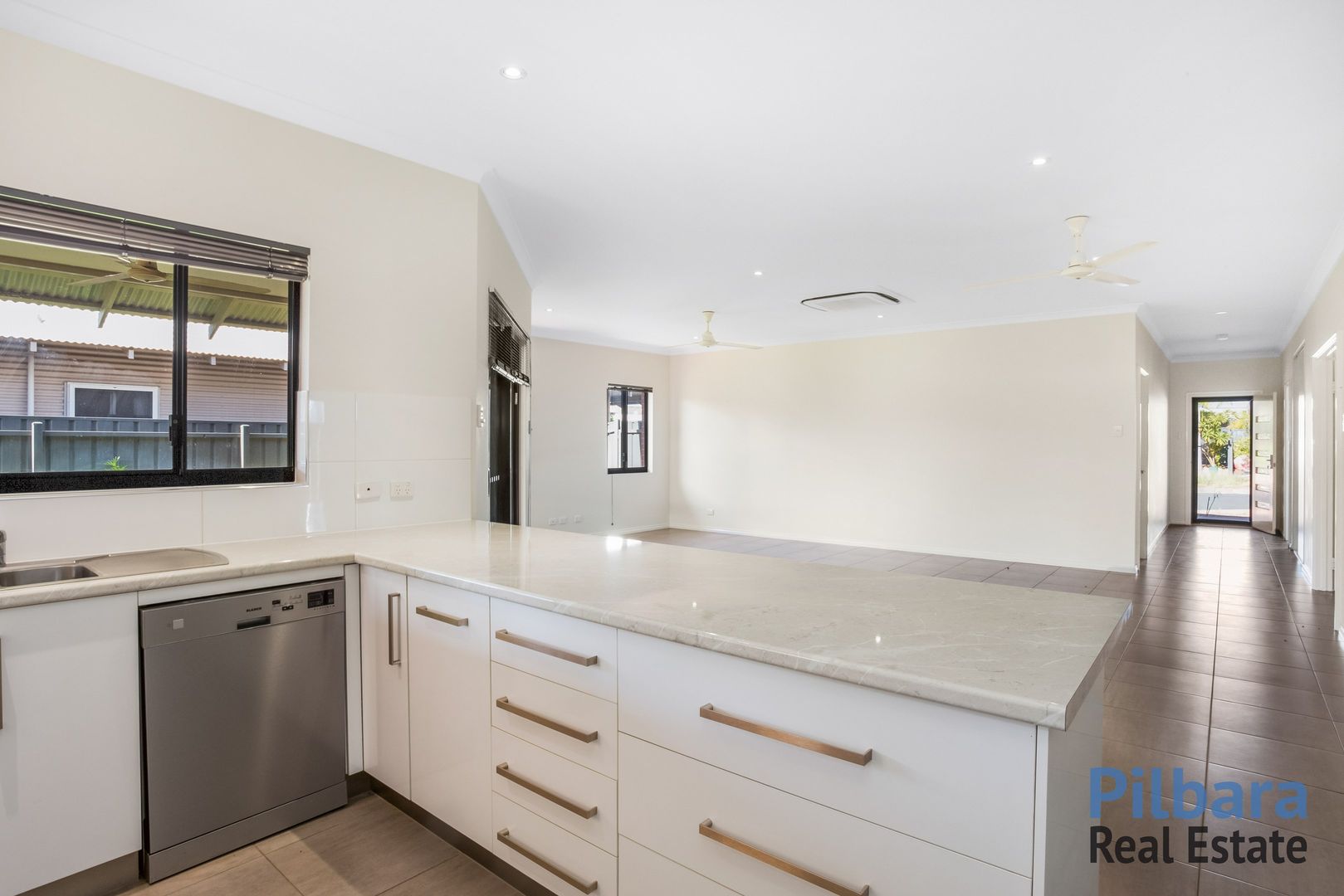 20 Ganbarr Street, Baynton WA 6714, Image 2