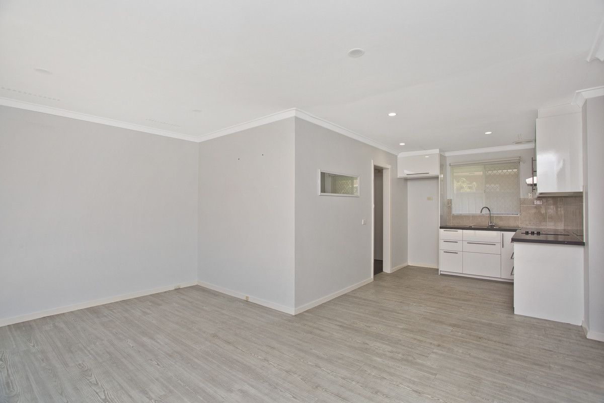 3 bedrooms Villa in 6/34 Eric Street COMO WA, 6152