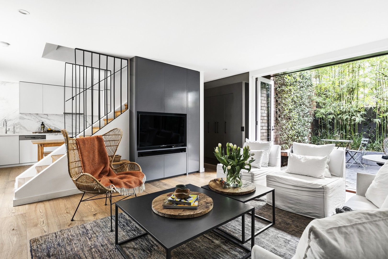 2 bedrooms Apartment / Unit / Flat in 4/2 Anderson Street SOUTH YARRA VIC, 3141