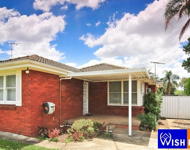 67 Portico Parade, Toongabbie NSW 2146