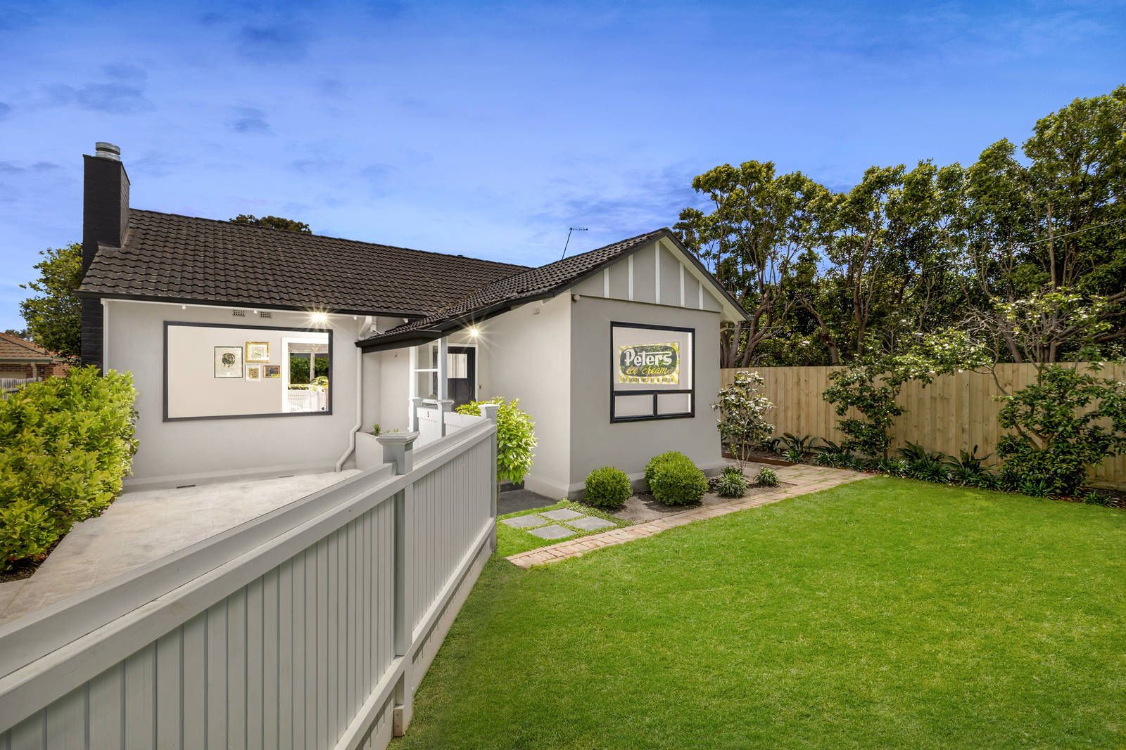 5 Tarwin Avenue, Hampton East VIC 3188