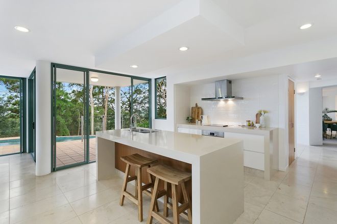 Picture of 218 Simpsons Road, CURRUMBIN WATERS QLD 4223