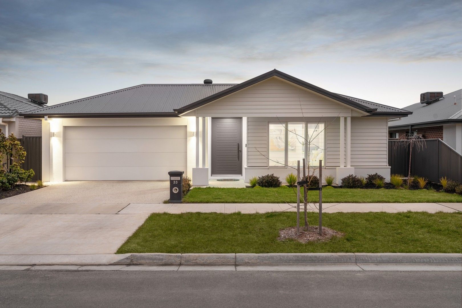 4 bedrooms House in 33 Moore Way LUCAS VIC, 3350