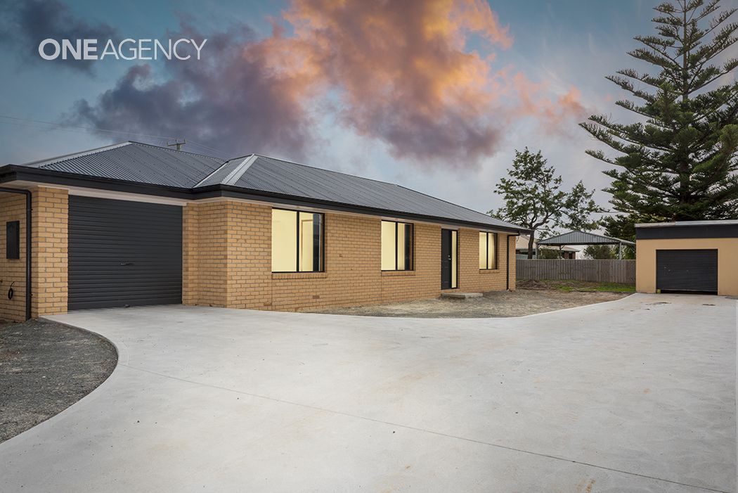 35 Walker Street, Wynyard TAS 7325, Image 0