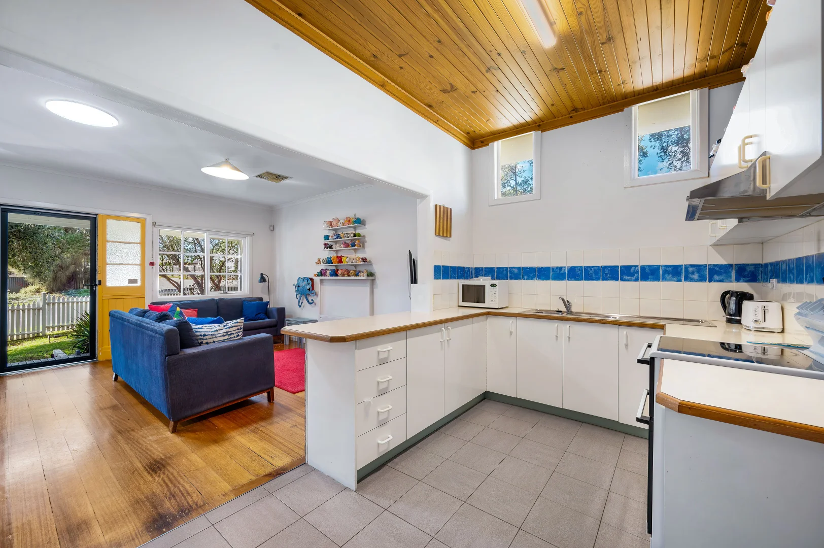 Additional image 3 of 28 Ninth Avenue, Rosebud VIC 3939