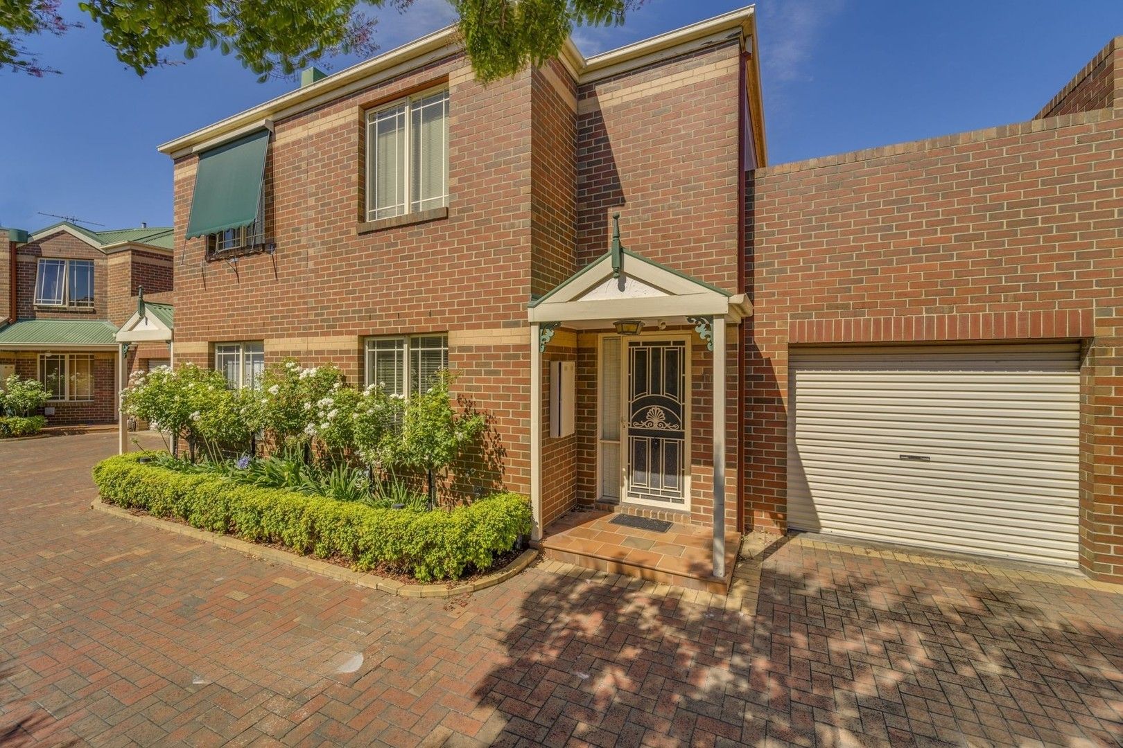 3 bedrooms Apartment / Unit / Flat in 11/32 John Street BRUNSWICK EAST VIC, 3057