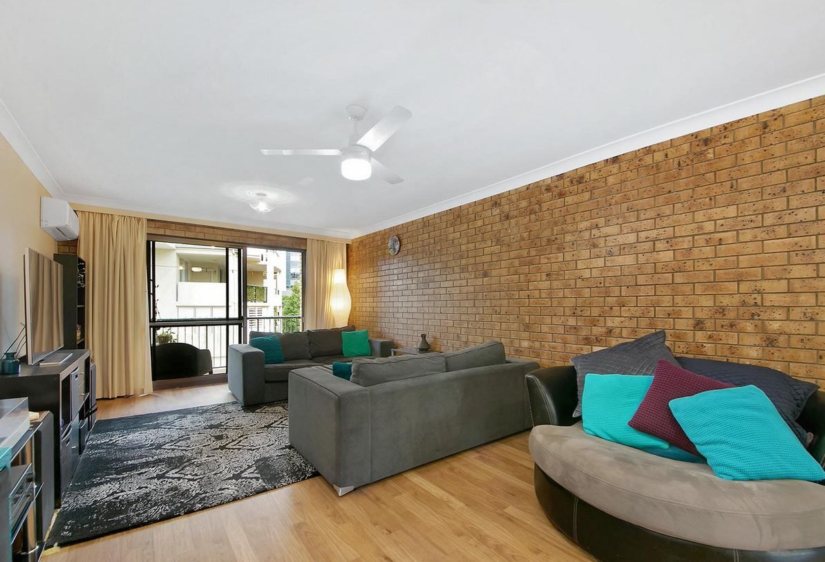 2 bedrooms Apartment / Unit / Flat in 28/12 Patrick Lane TOOWONG QLD, 4066