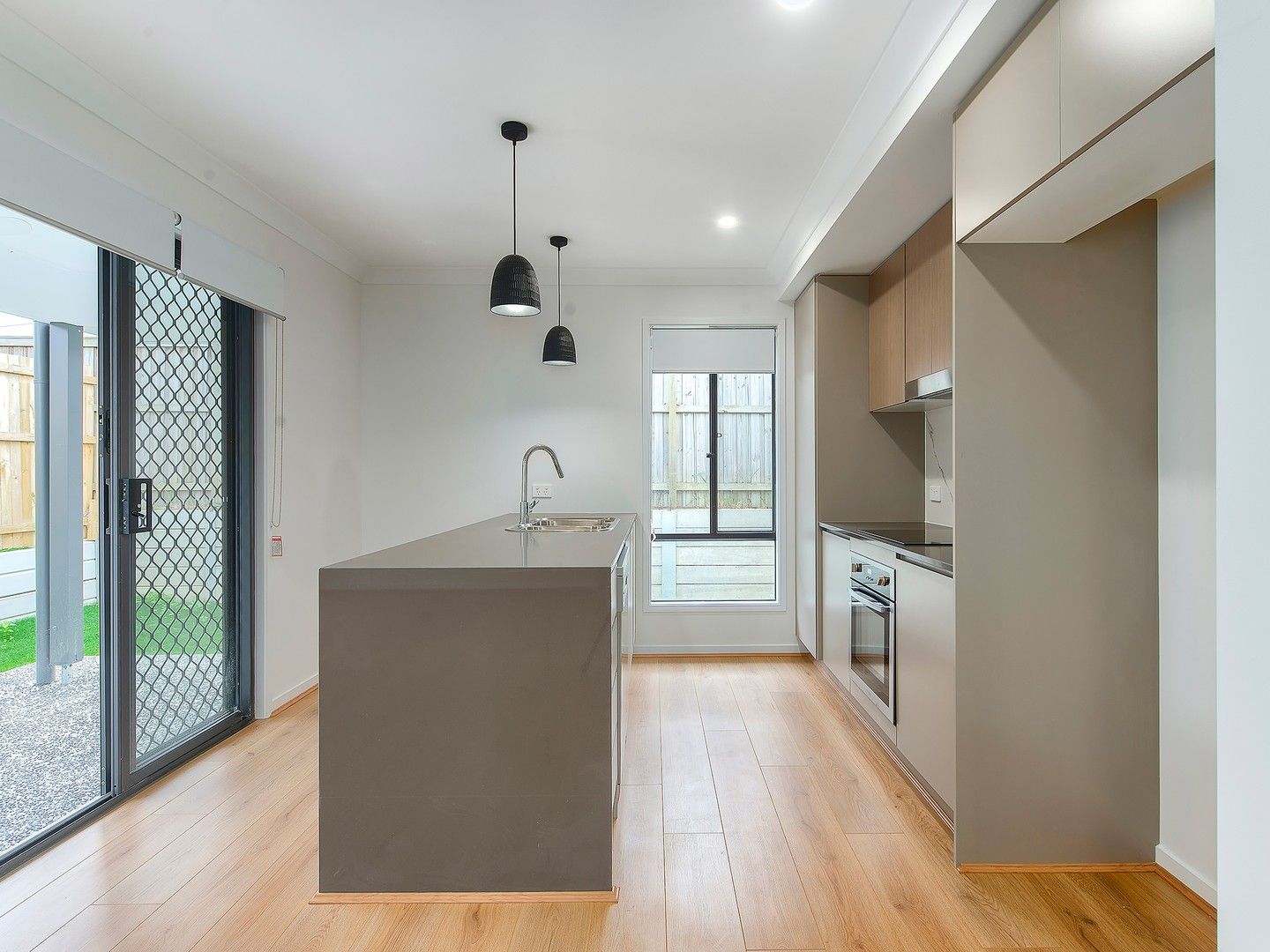 3 bedrooms Duplex in 1/18 Sunline Crt LOGAN RESERVE QLD, 4133