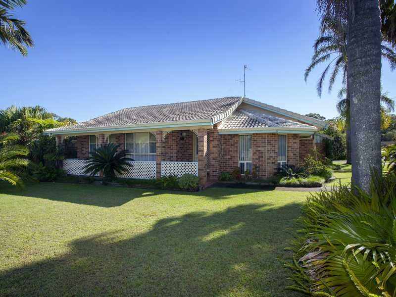 2 Bahama Place, Tuncurry NSW 2428, Image 0