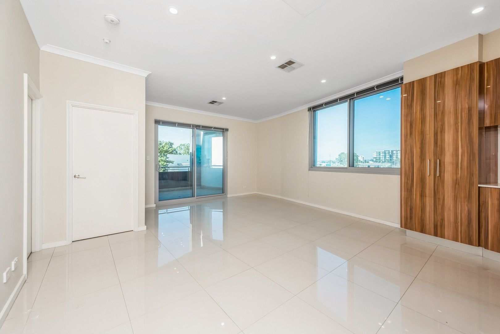 10/2 Edward Street, Perth WA 6000, Image 0