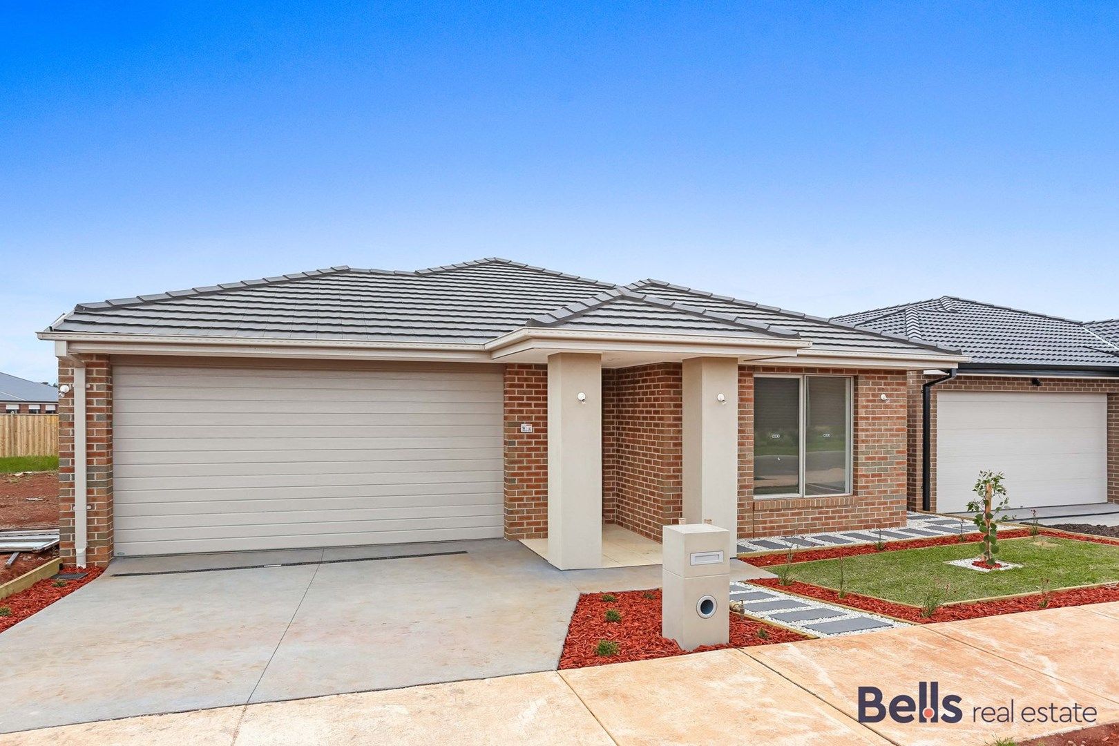 10 Fulham Crescent, Rockbank VIC 3335, Image 0