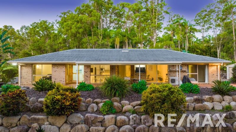 4 Tammy Court, Eatons Hill QLD 4037, Image 2