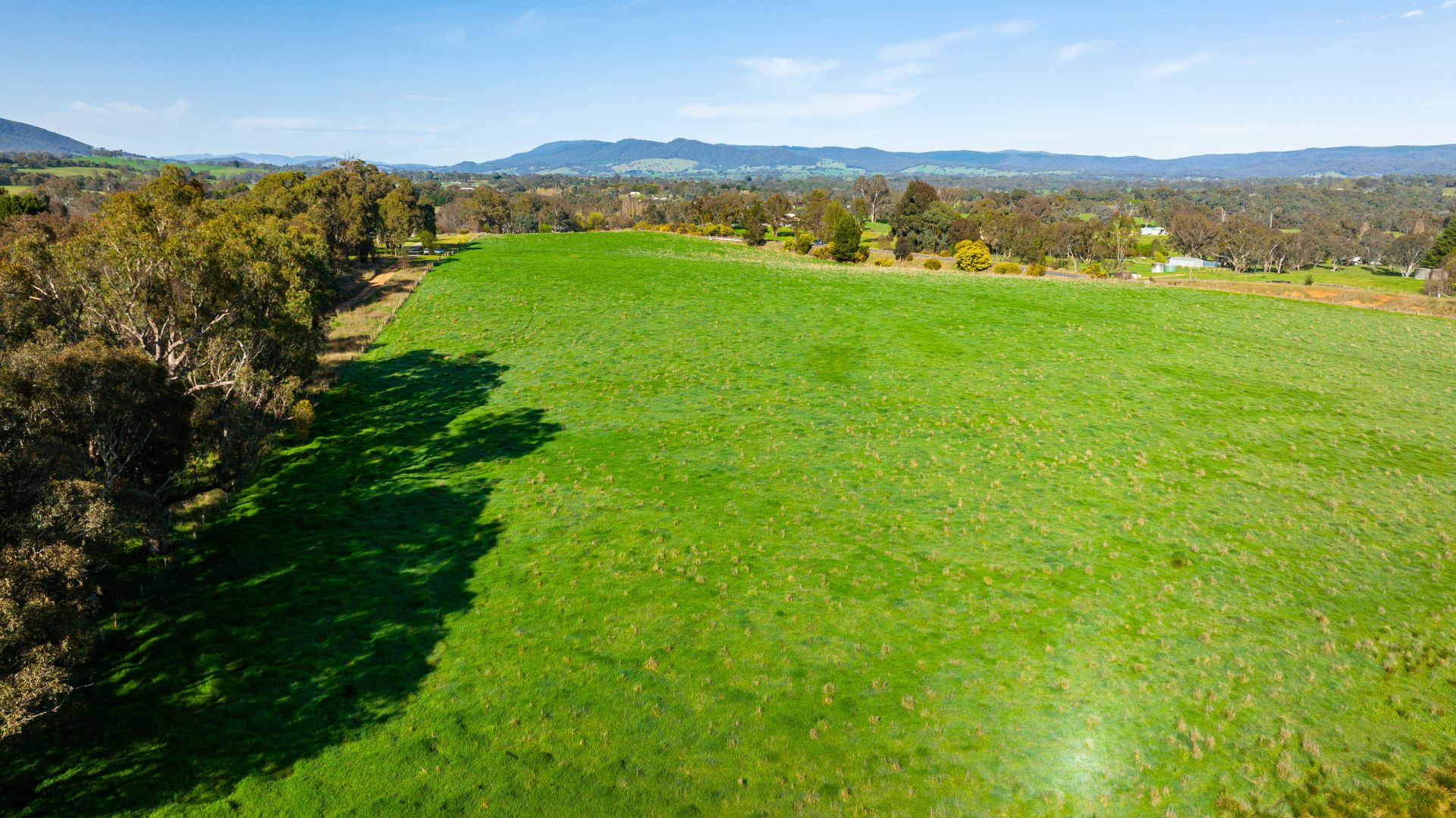 'The Point' Craven Road, Allans Flat VIC 3691, Image 2