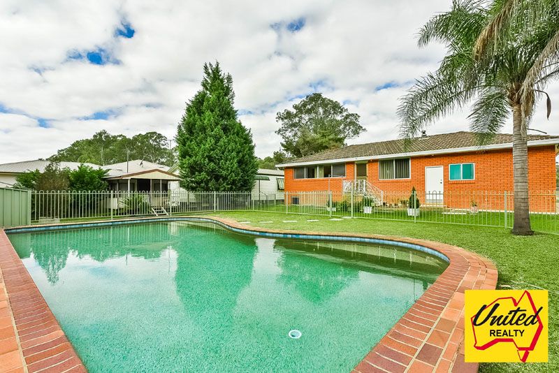 79 Rossmore Crescent, Rossmore NSW 2557