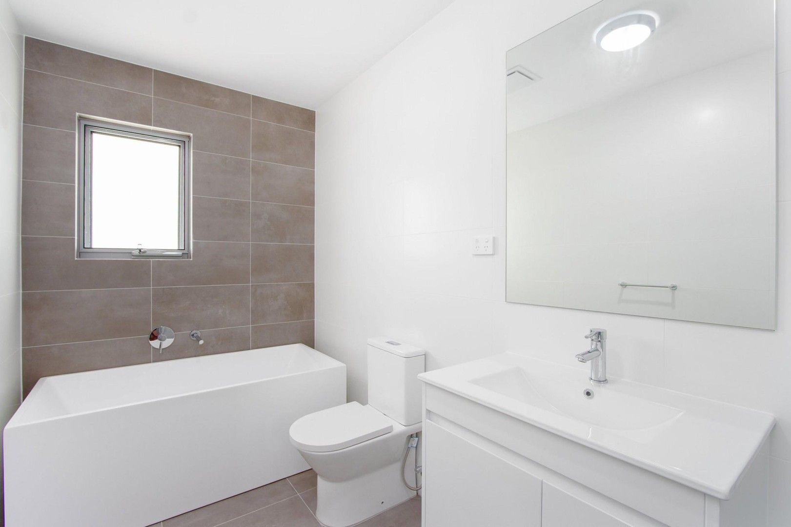 2 bedrooms Townhouse in  WENTWORTHVILLE NSW, 2145