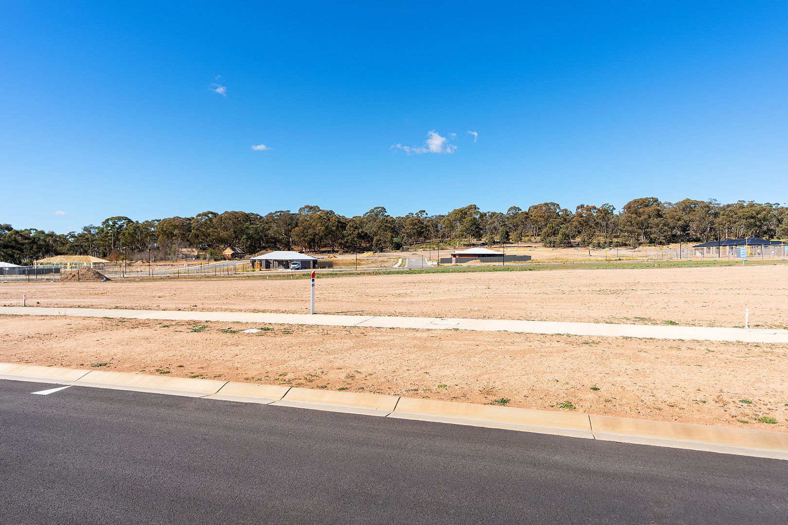 15 Gurri Drive, McKenzie Hill VIC 3451, Image 2