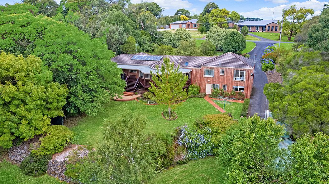 19 Albert Street, Woodford VIC 3281, Image 1