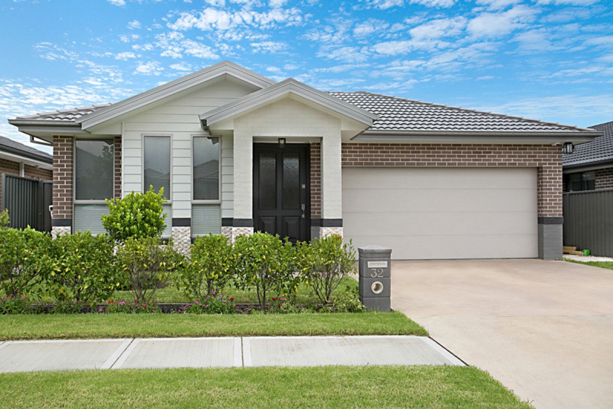 32 Garton Road, Spring Farm NSW 2570, Image 0