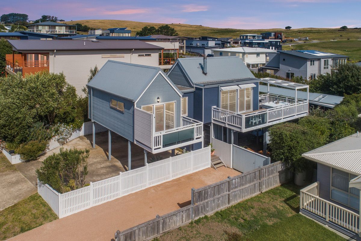 13 Halcyon Avenue, San Remo VIC 3925