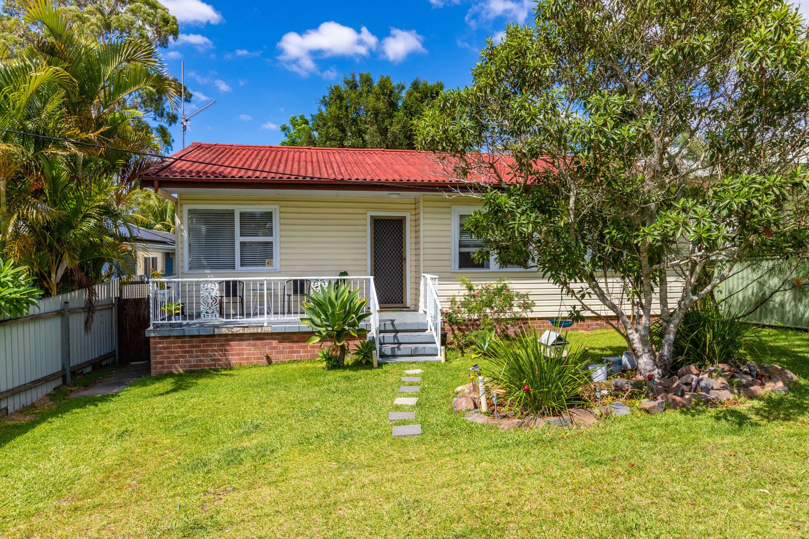 8 Dora St, Fassifern NSW 2283, Image 1