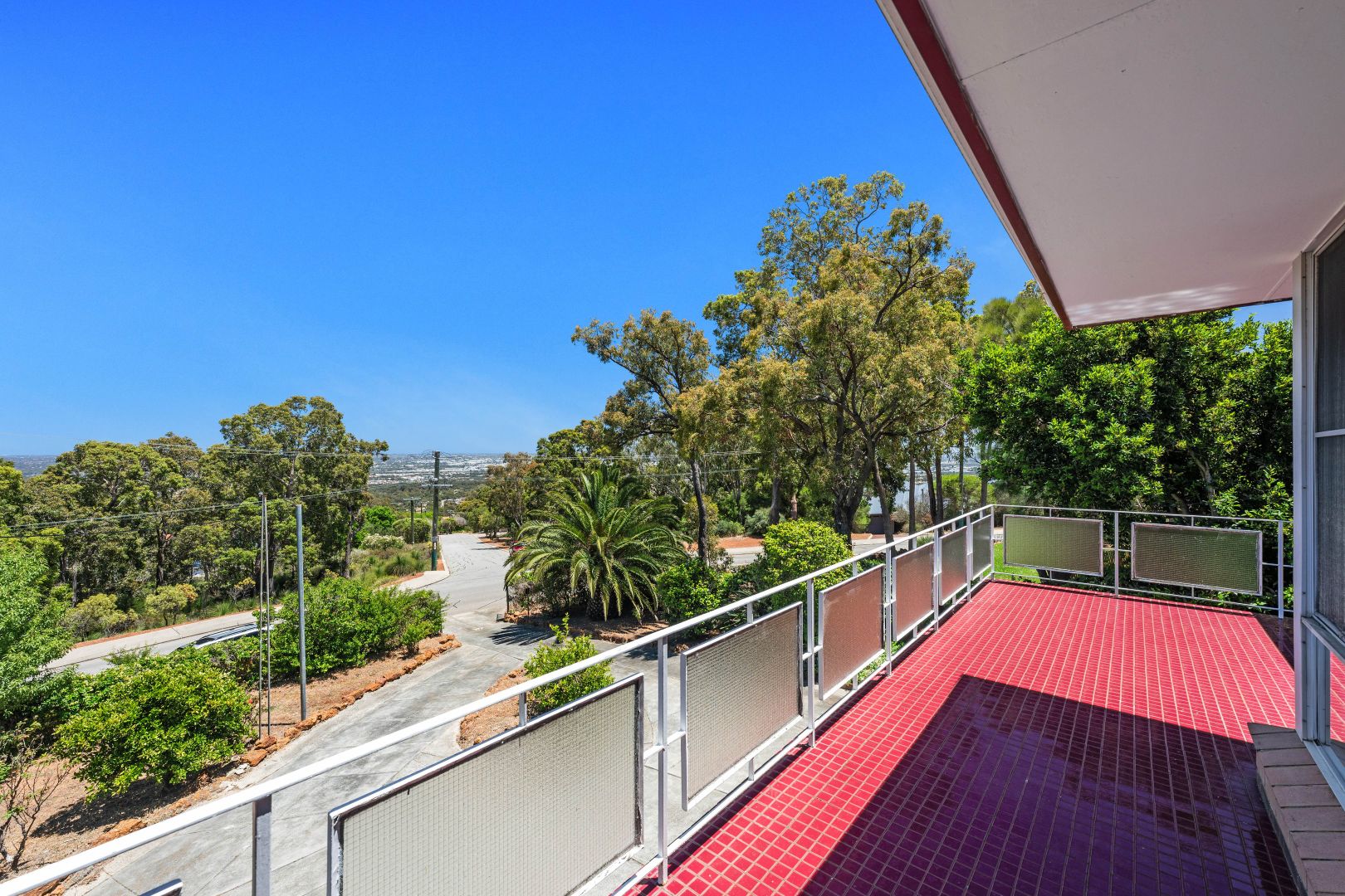 20 Nelson Crescent, Lesmurdie WA 6076, Image 1