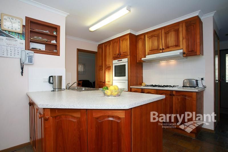 49 Smethurst Avenue, PAKENHAM VIC 3810, Image 1