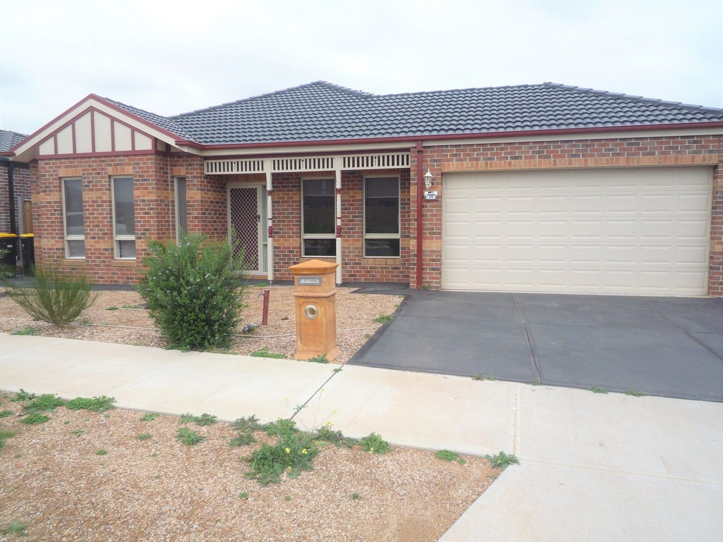 30 Hawthorn Avenue, Harkness VIC 3337, Image 0