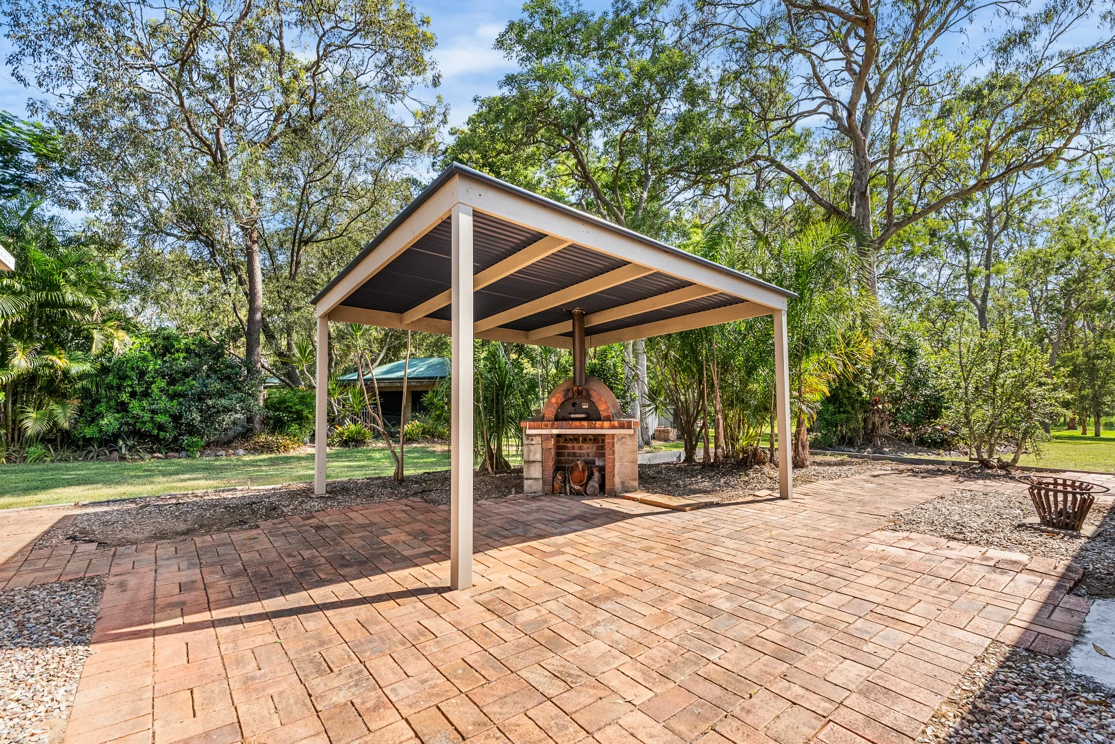 Additional image 15 of 118-120 Eildon Cl, Munruben QLD 4125