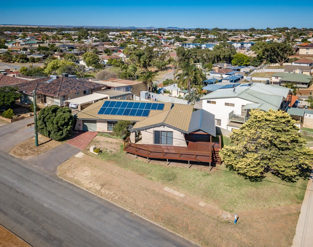 2 Thomas Avenue, Geraldton WA 6530