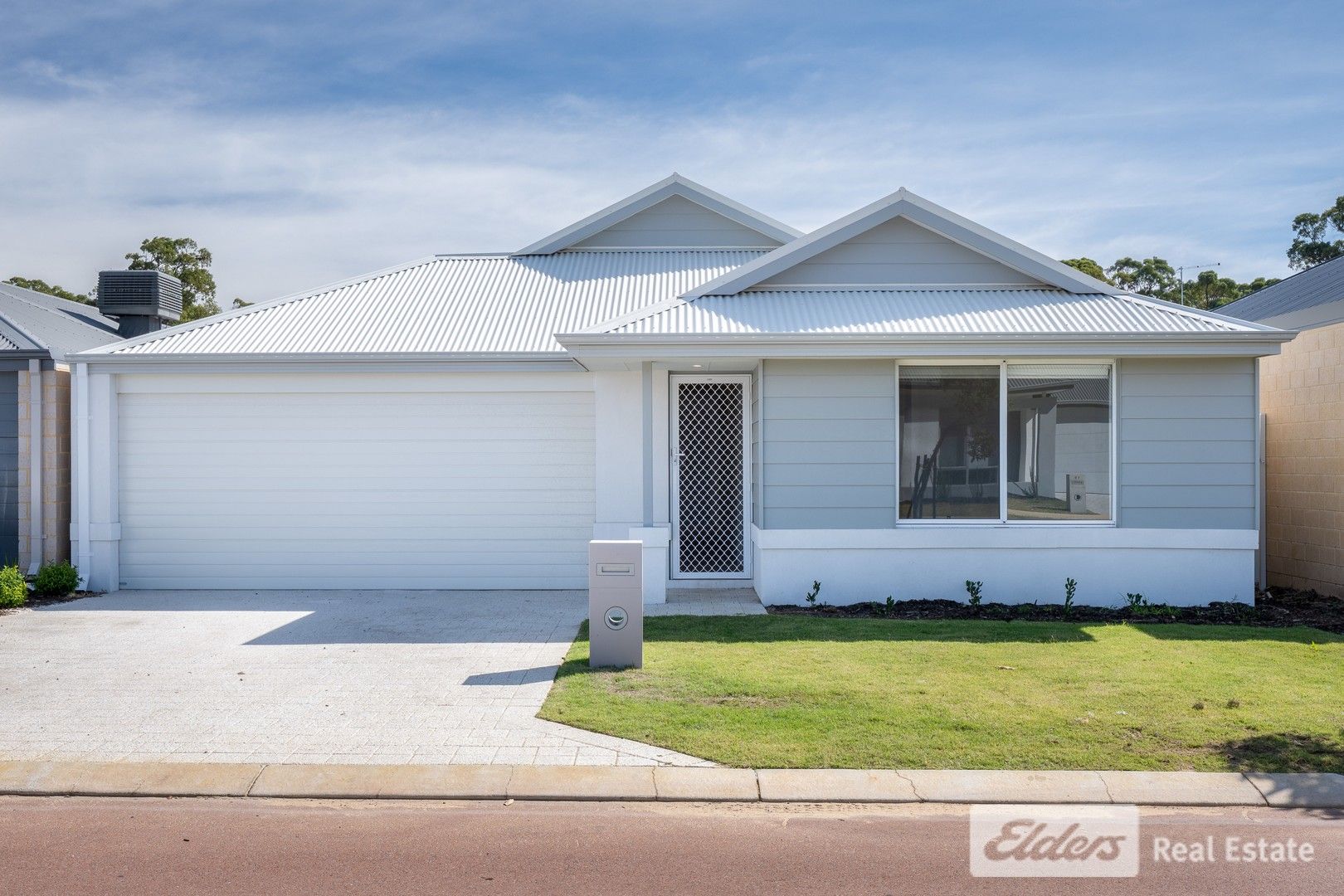 4 bedrooms House in 20 Gibberd Street BALDIVIS WA, 6171