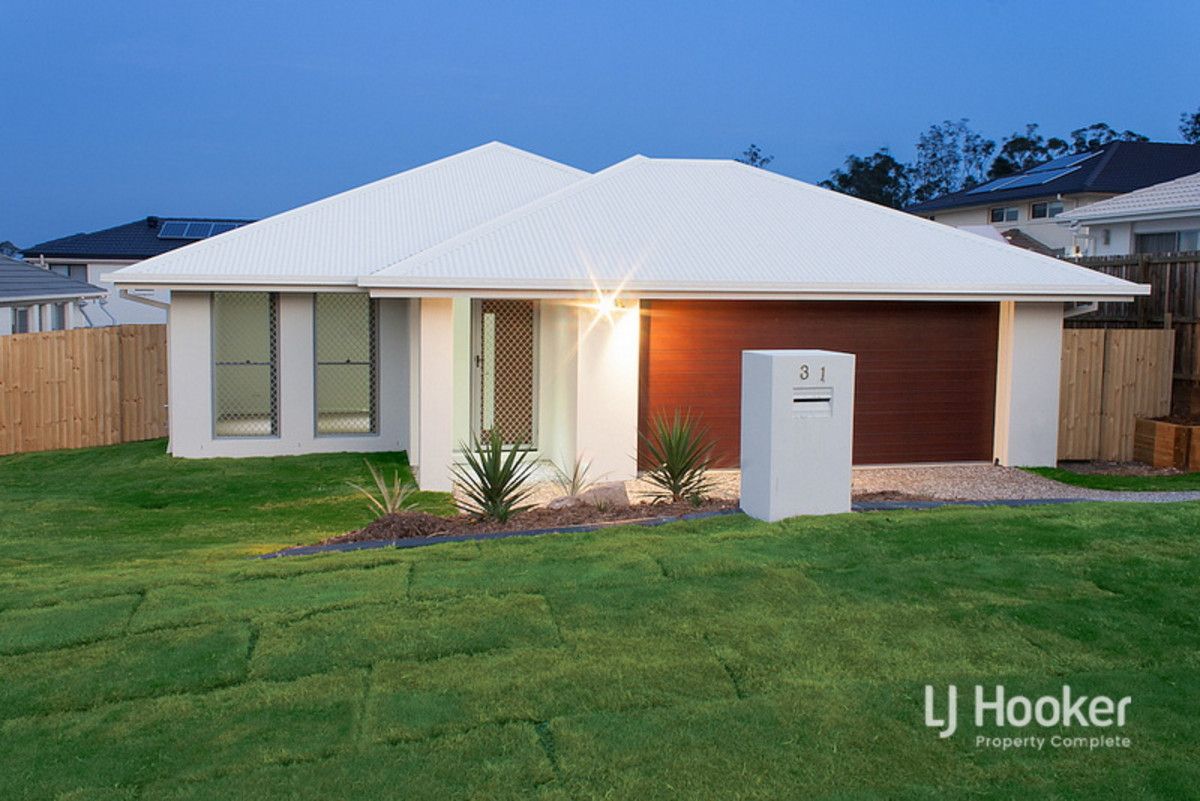 4 bedrooms House in 13 Oasis Court MARSDEN QLD, 4132