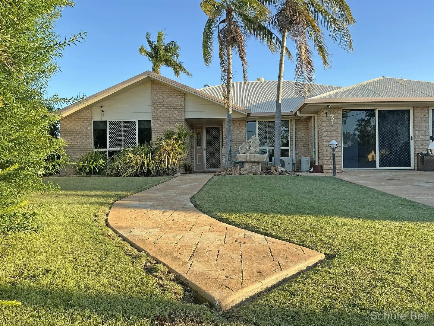 21 Sunbird St, Longreach QLD 4730