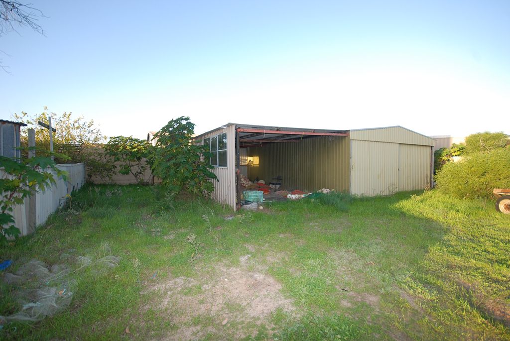 34 Catalonia Street, Cervantes WA 6511, Image 2