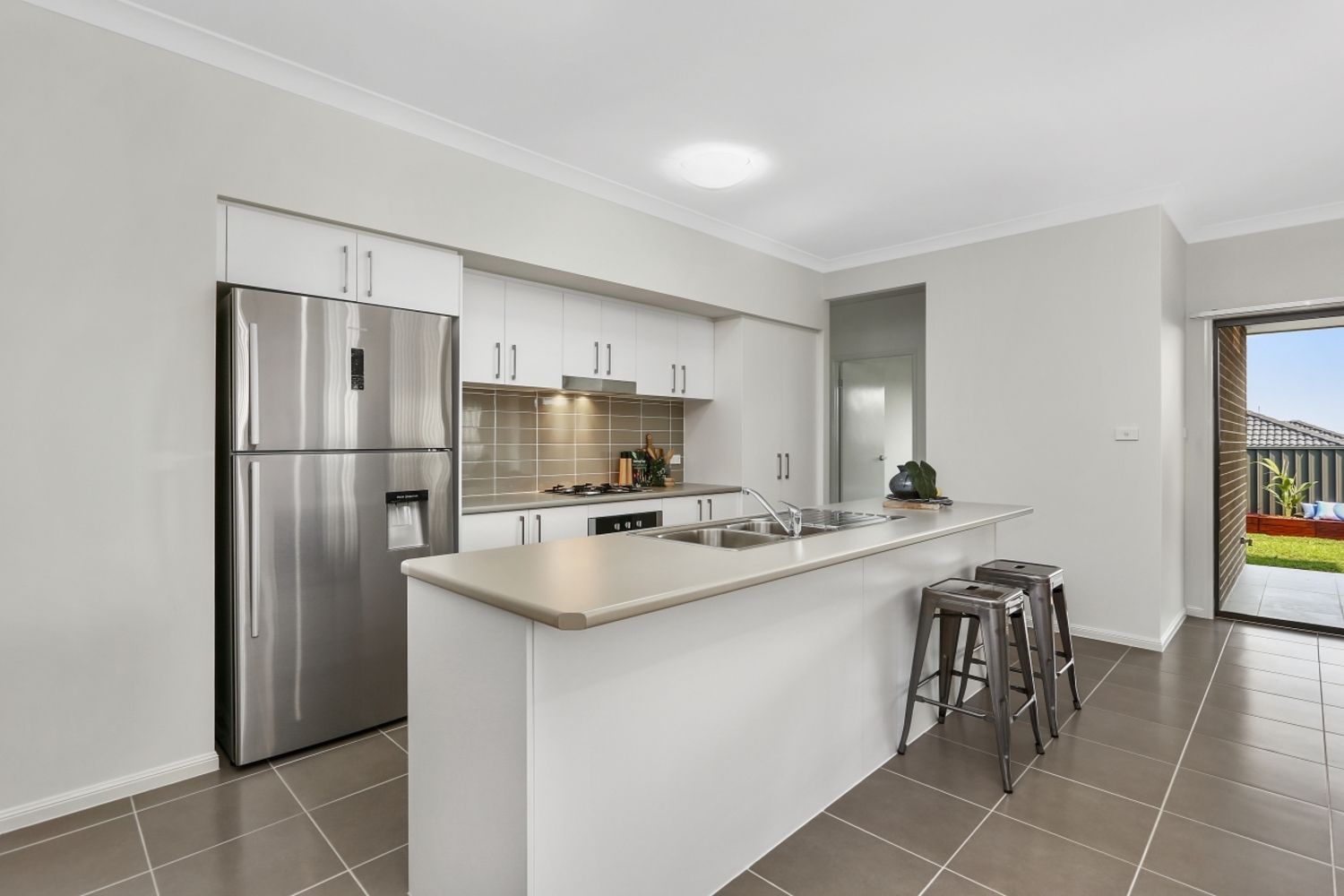 44 Lowndes Drive, Oran Park NSW 2570, Image 2