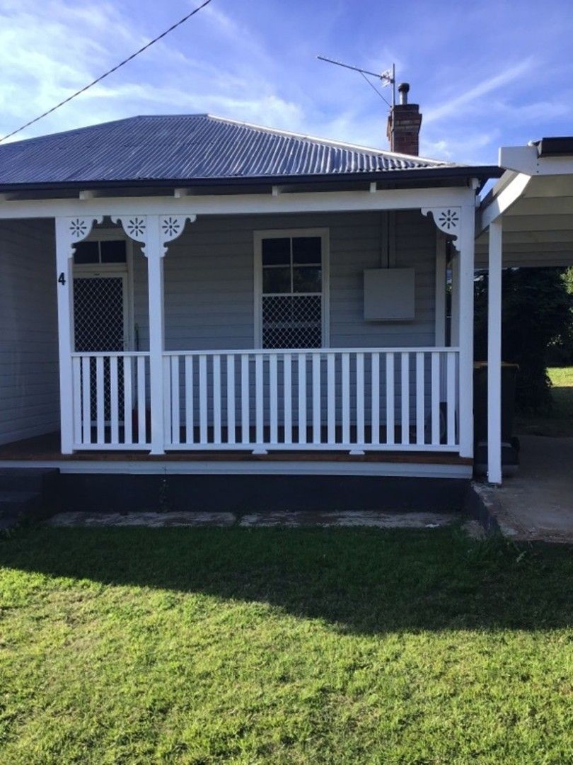 3 bedrooms House in 4 Cohen Lane TAMWORTH NSW, 2340