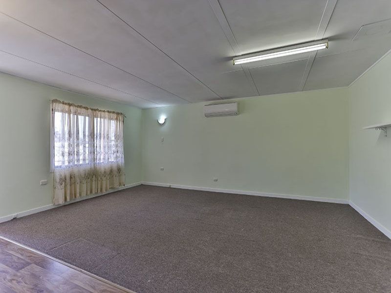 153 Mocatta Street, GOOMBUNGEE QLD 4354, Image 2