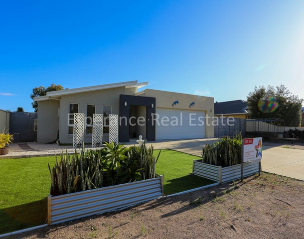 7 Sommet Street, Castletown WA 6450