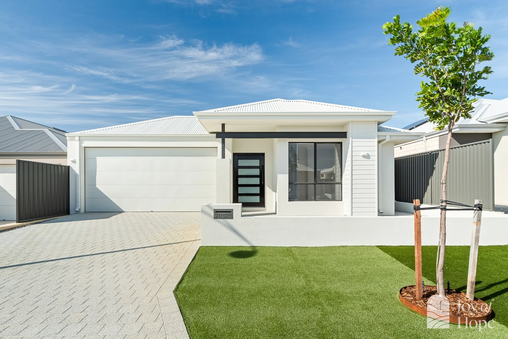 Primary image of 21 Santander Way, Mindarie WA 6030
