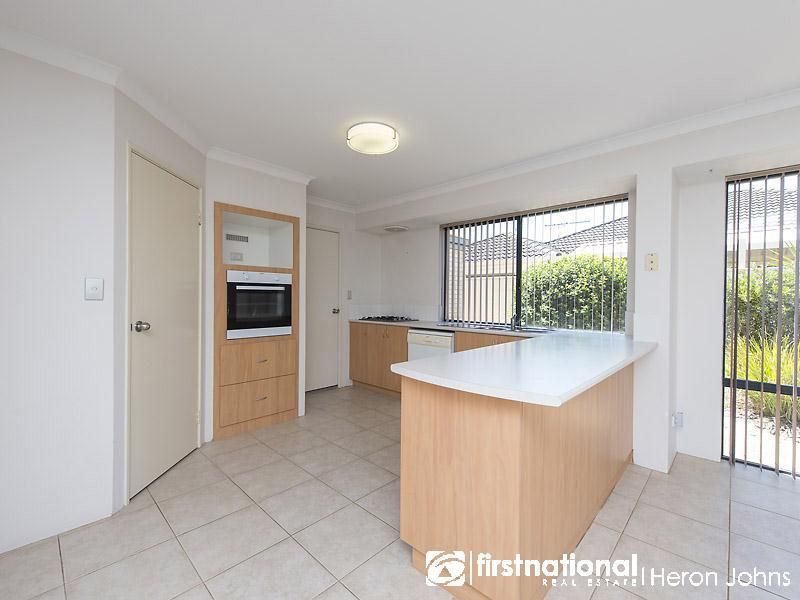 4 Colgrave Mews, South Lake WA 6164, Image 2