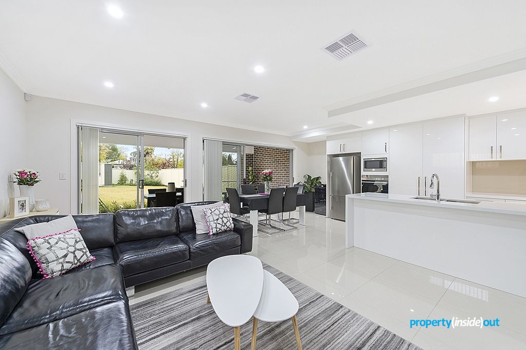 12 Second Avenue, Toongabbie NSW 2146, Image 2