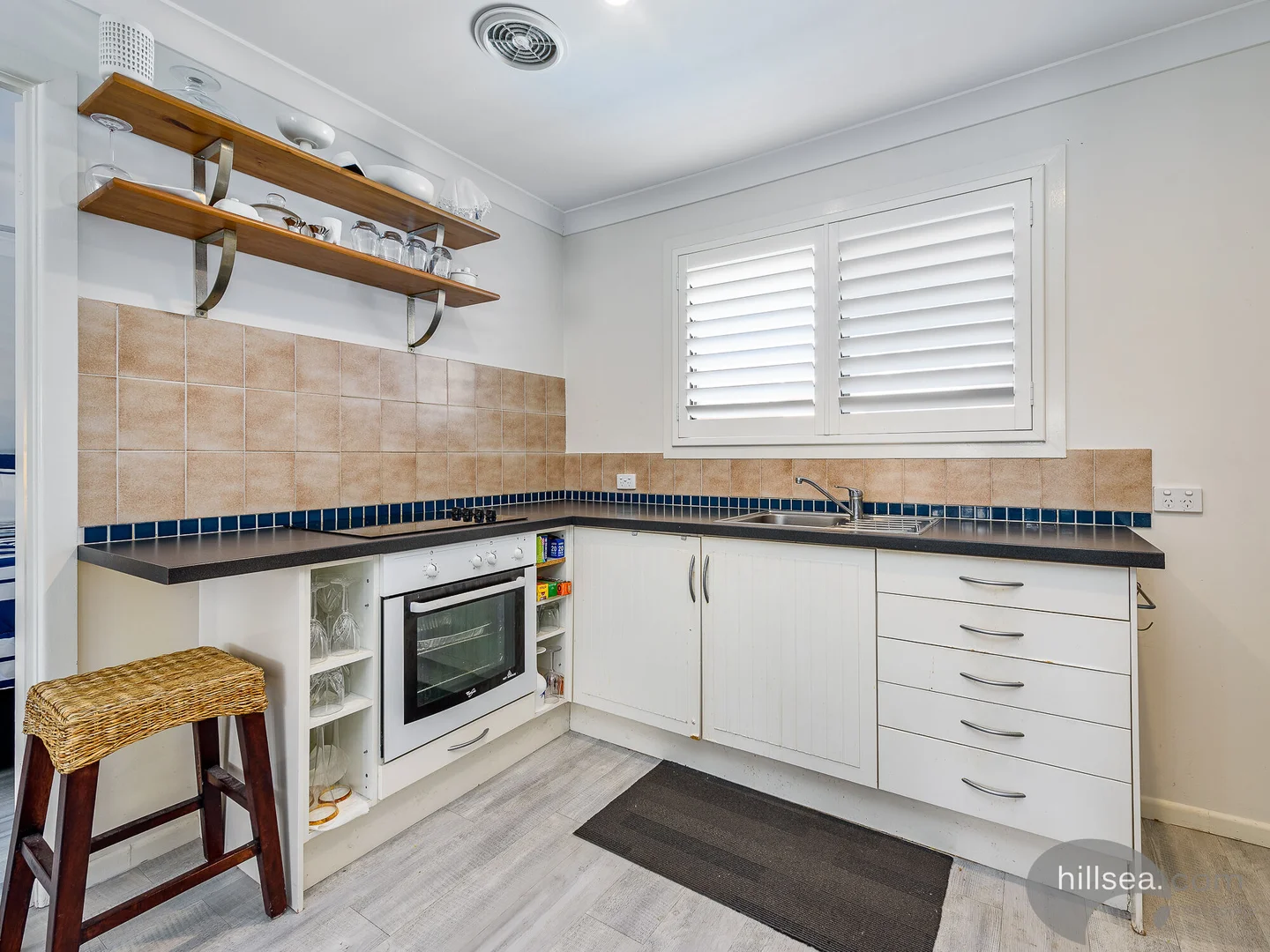 Additional image 6 of 2/2 Warrie Close, Paradise Point QLD 4216