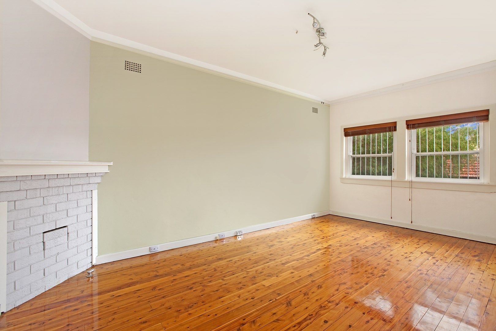 2 bedrooms Apartment / Unit / Flat in 3/277 Alison Road COOGEE NSW, 2034