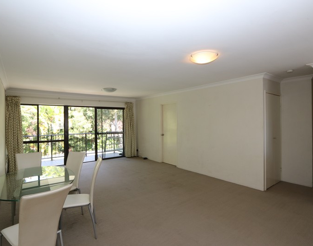 16/86 Lawrence Drive, Nerang QLD 4211