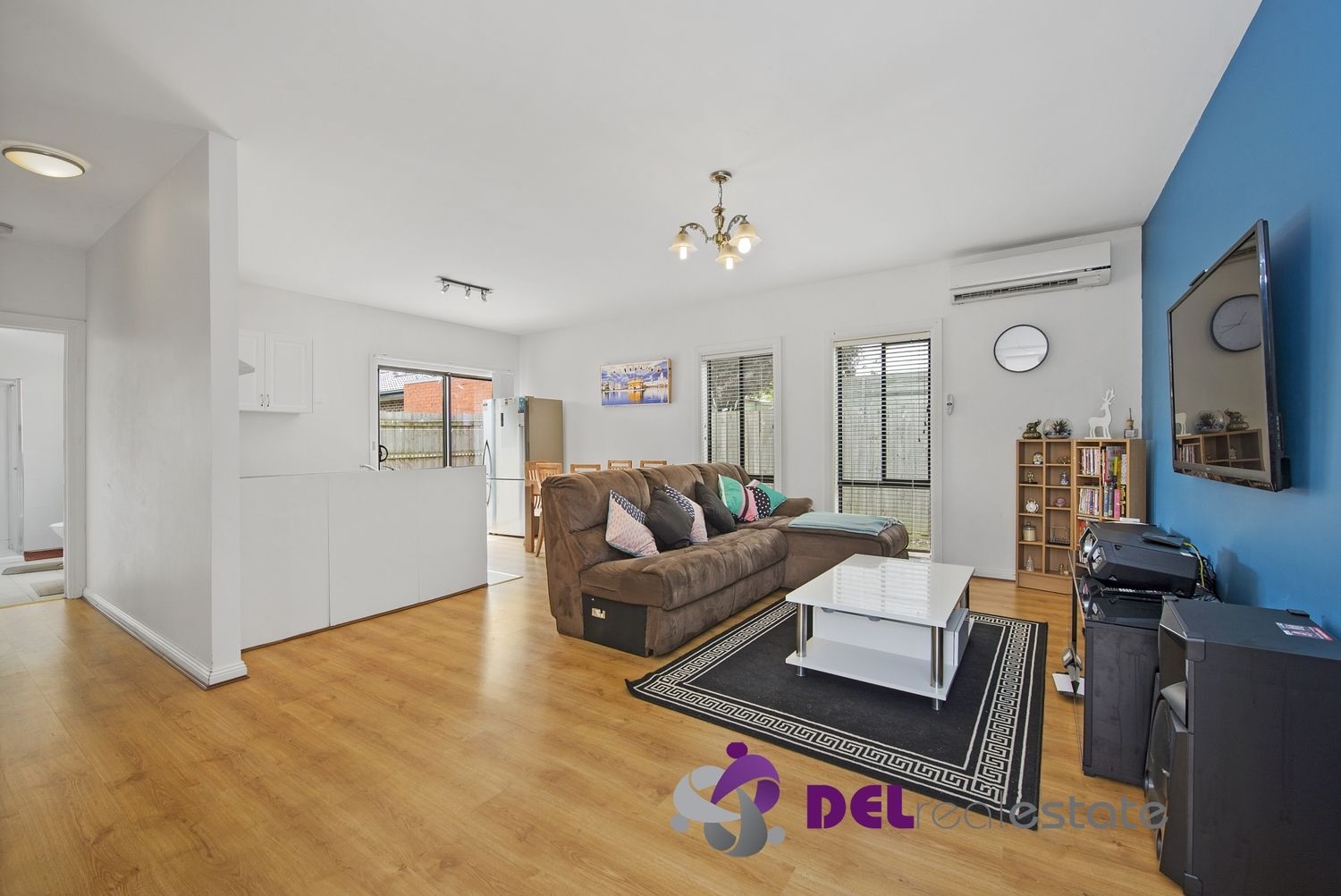 2/11 Jeffrey Street, Dandenong North VIC 3175, Image 1