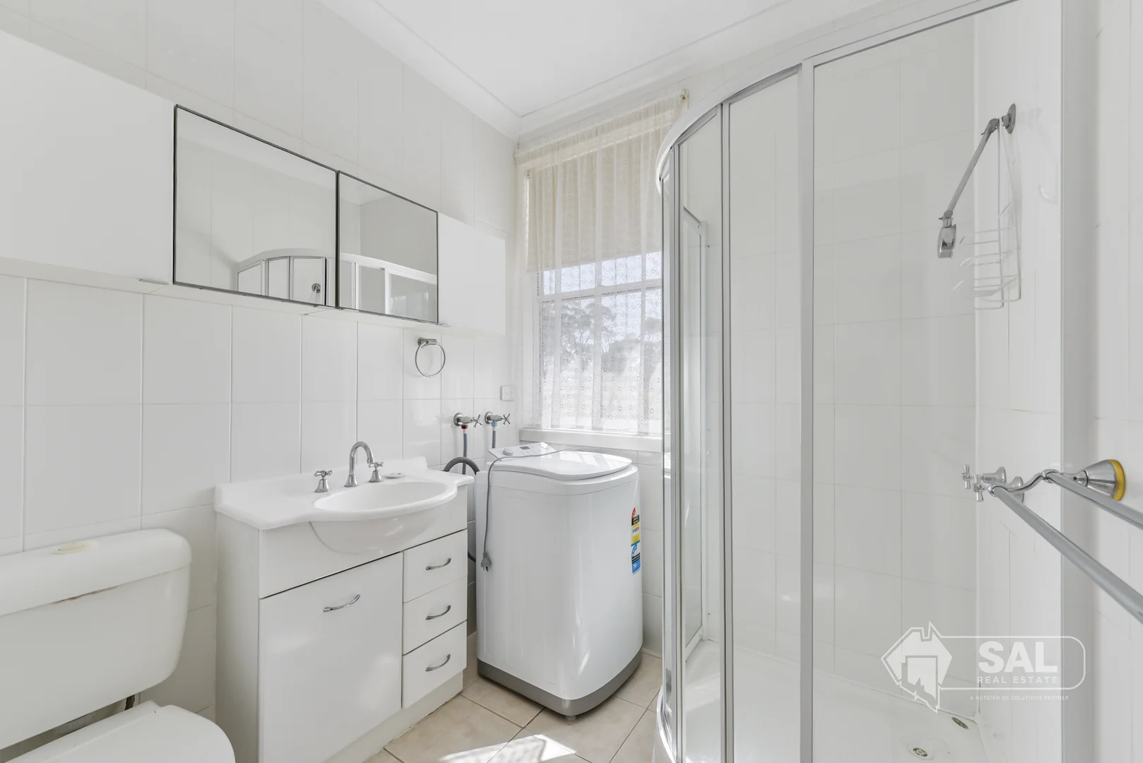 Additional image 11 of 196 Victoria Parade, Bordertown SA 5268