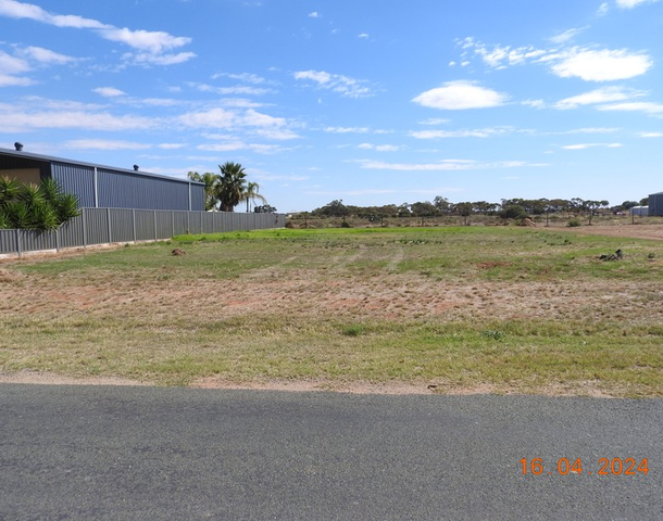 80 Piper Street, Balranald NSW 2715