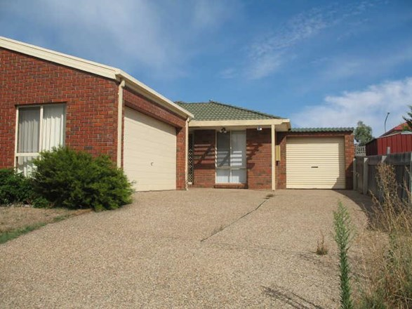 13 Naas Close, Amaroo ACT 2914