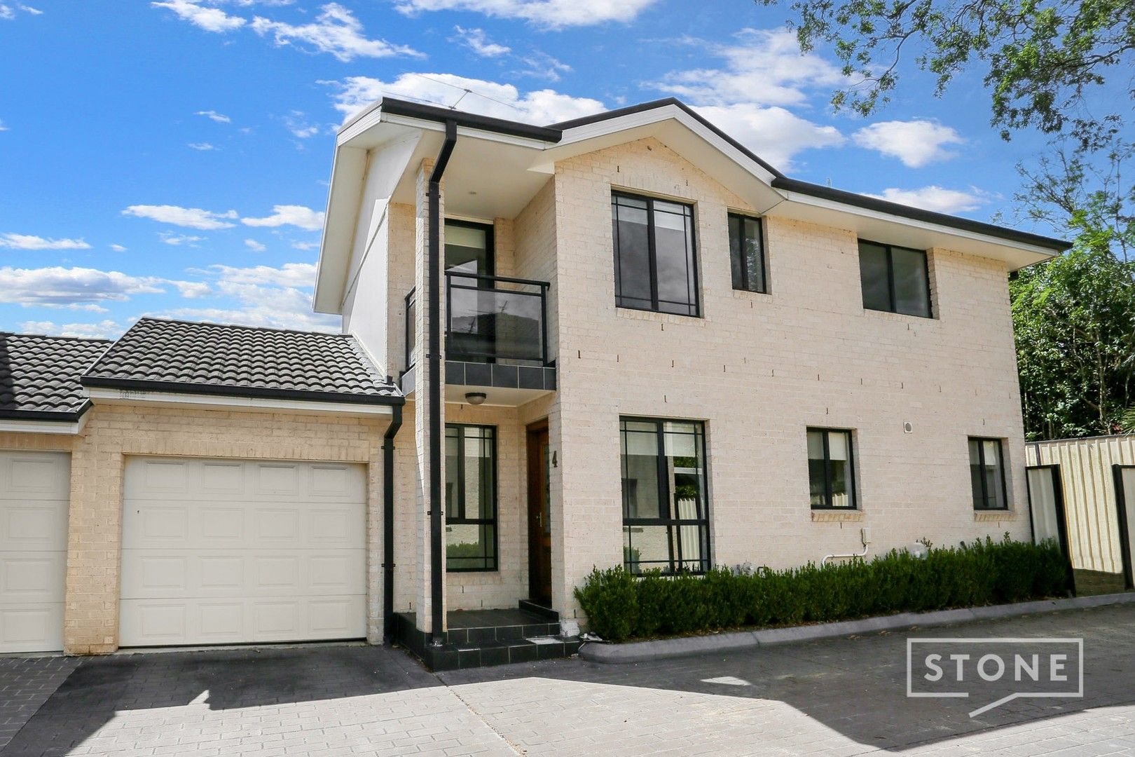 2 bedrooms Townhouse in  CASTLE HILL NSW, 2154