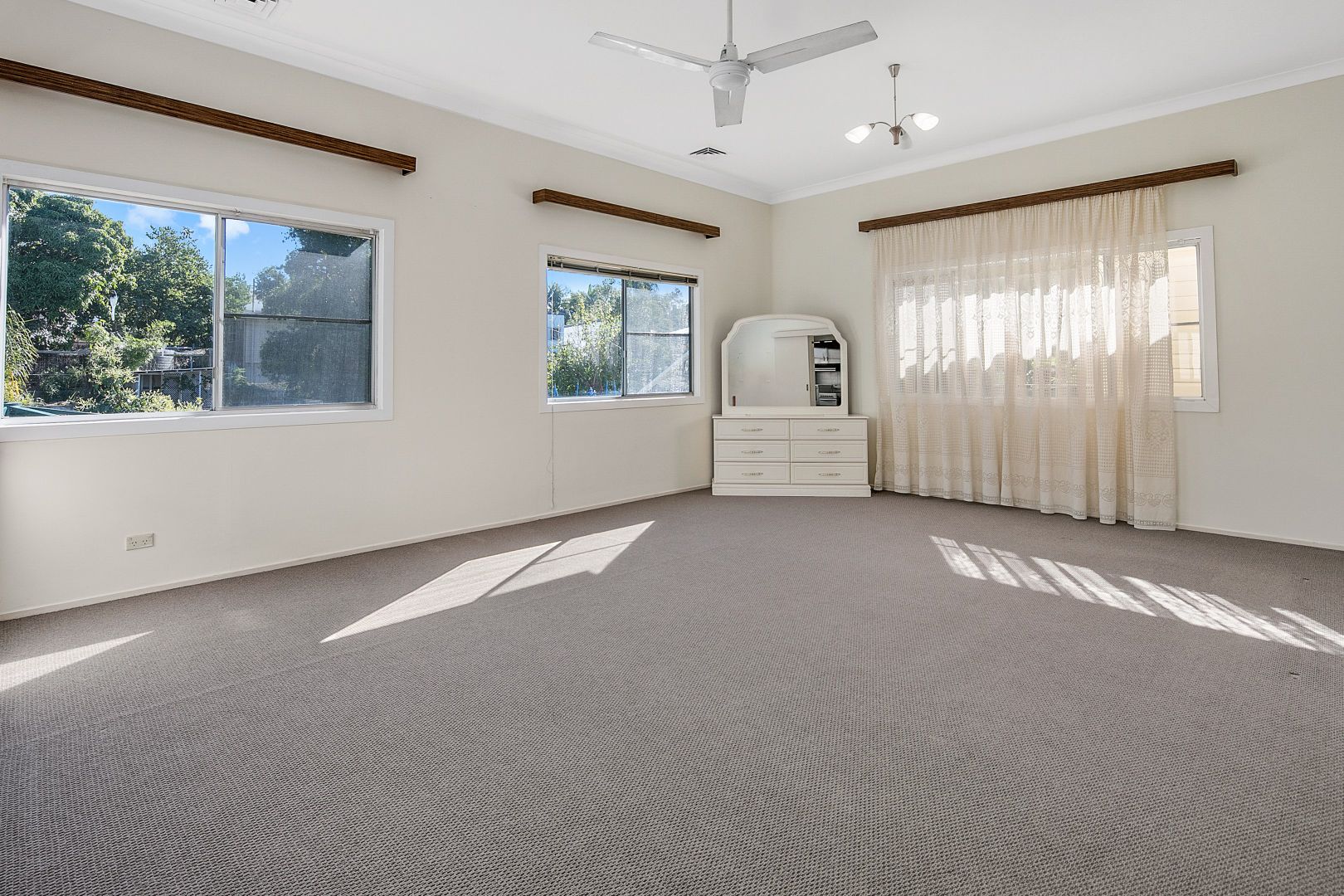 68 Deighton Road, Dutton Park QLD 4102, Image 1