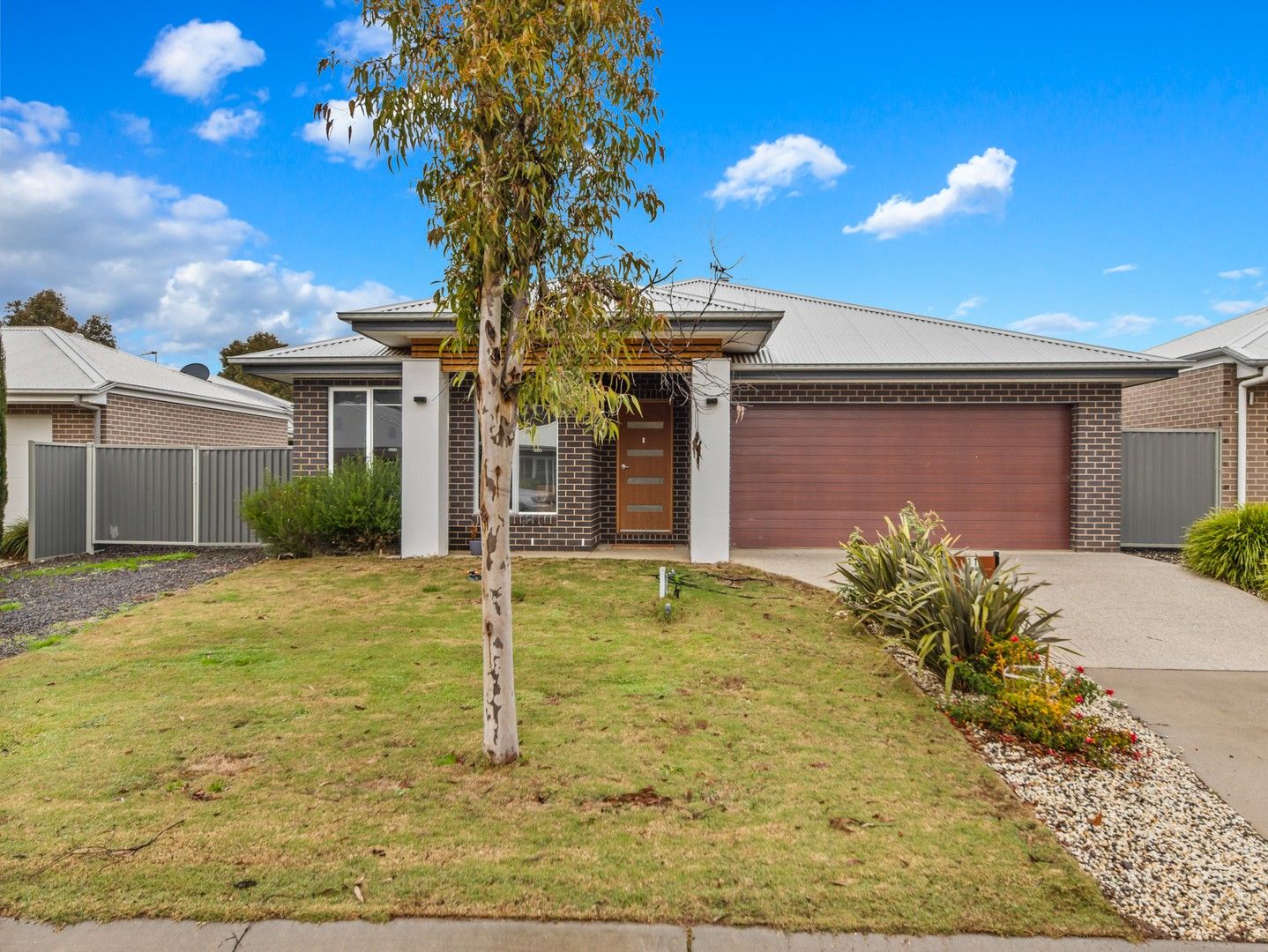4 bedrooms House in 11 Coco Crescent YARRAWONGA VIC, 3730